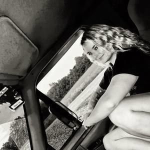 Meet your Posher, Retha